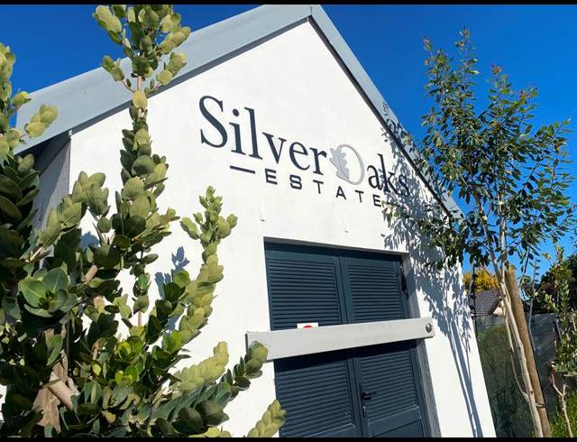 3 BEDROOM TOWNHOUSE FOR SALE IN SILVER OAKS